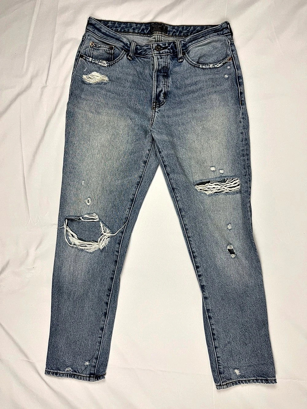 Abercrombie Ames Jeans 28 Low Rise Slim Boyfriend Distressed Y2K Light Wash